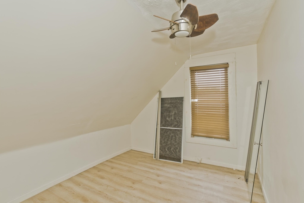 10 Monroe St Property Photo 36