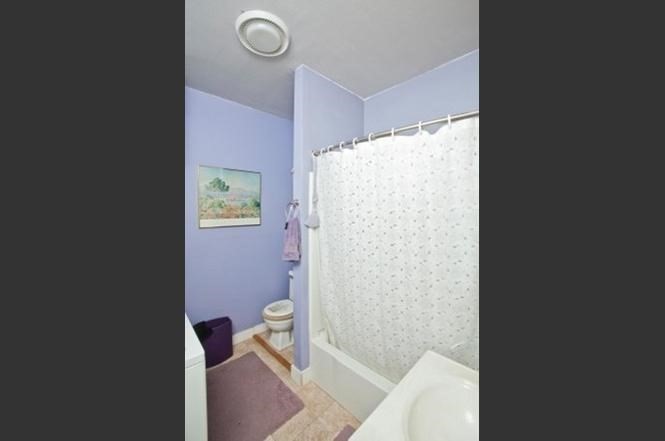 127-129 Thompson St. Property Photo 33