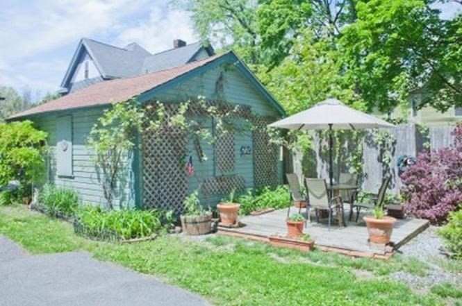 127-129 Thompson St. Property Photo 37