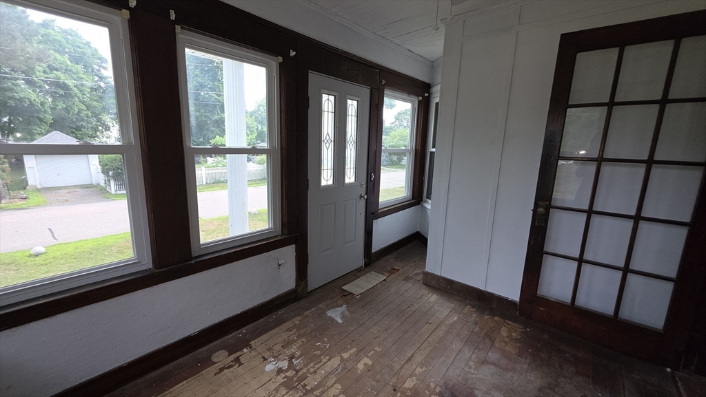 88 Cottage St Property Photo 11