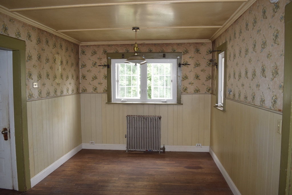 88 Cottage St Property Photo 23