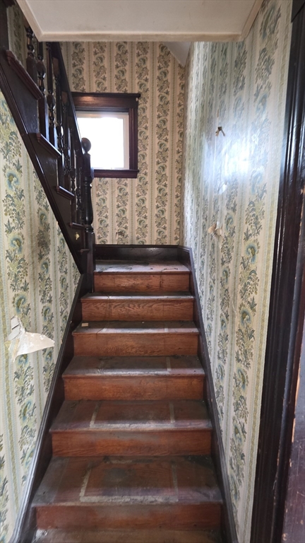 88 Cottage St Property Photo 25