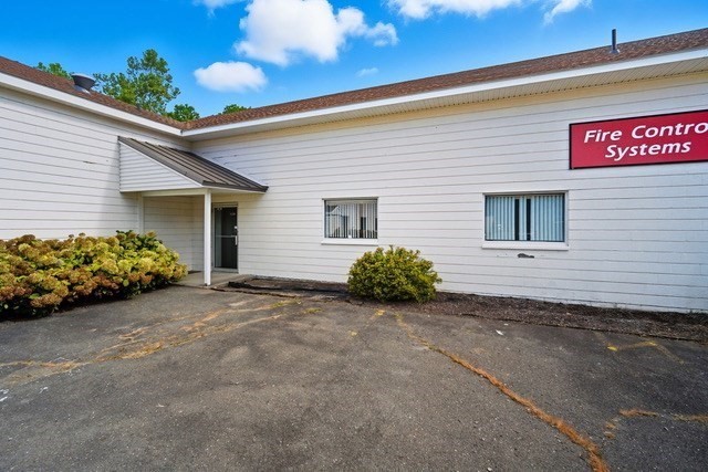 96 Mainline Drive # A Property Photo 1