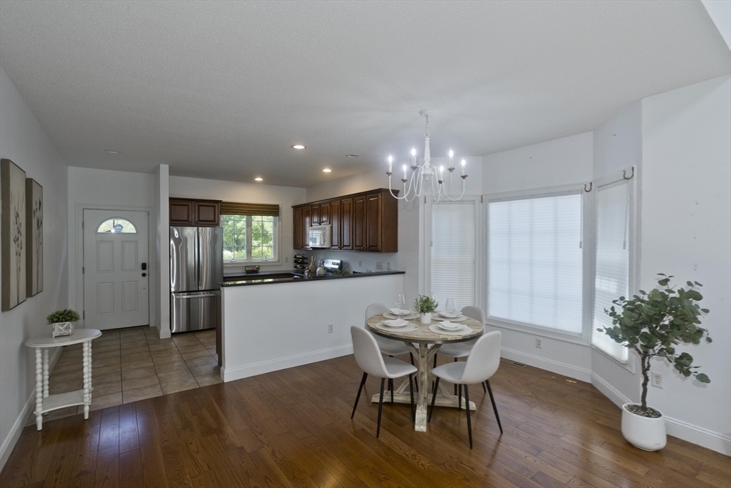 102 Lyman St # 102 Property Photo 3