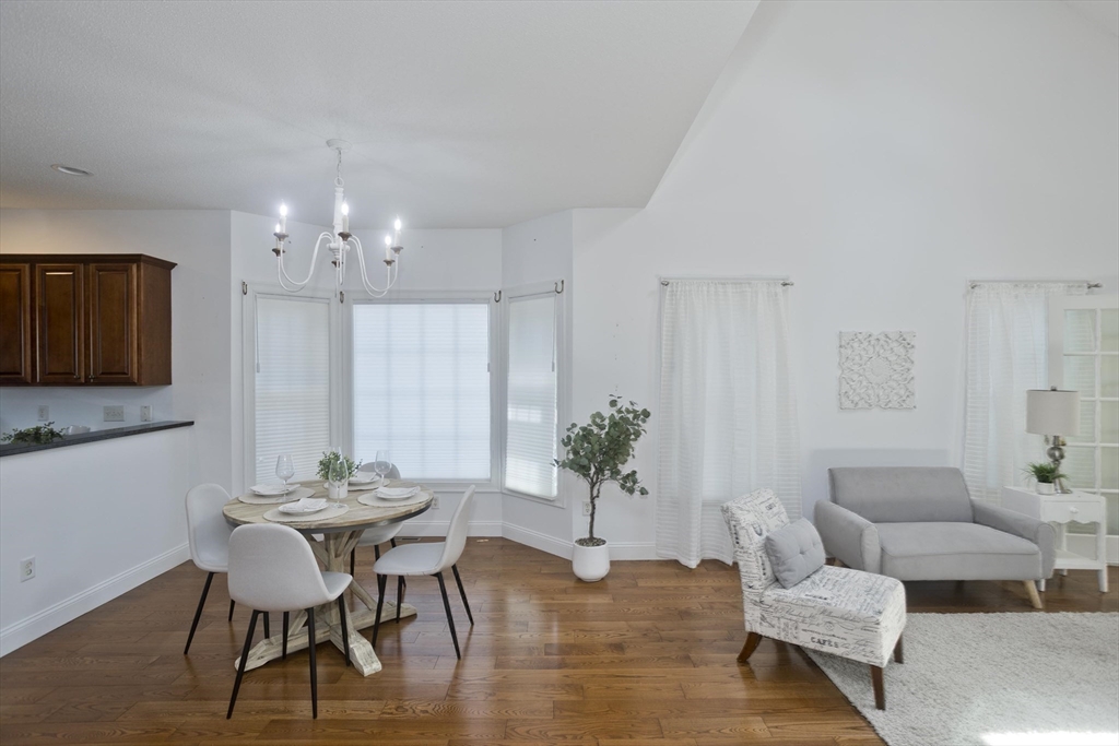 102 Lyman St # 102 Property Photo 10