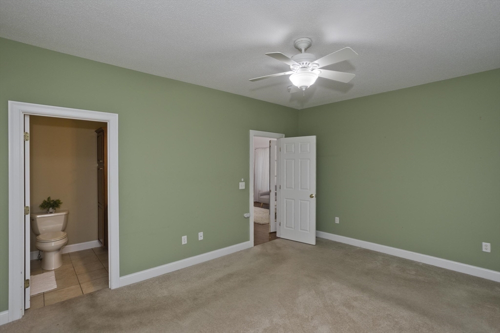 102 Lyman St # 102 Property Photo 20