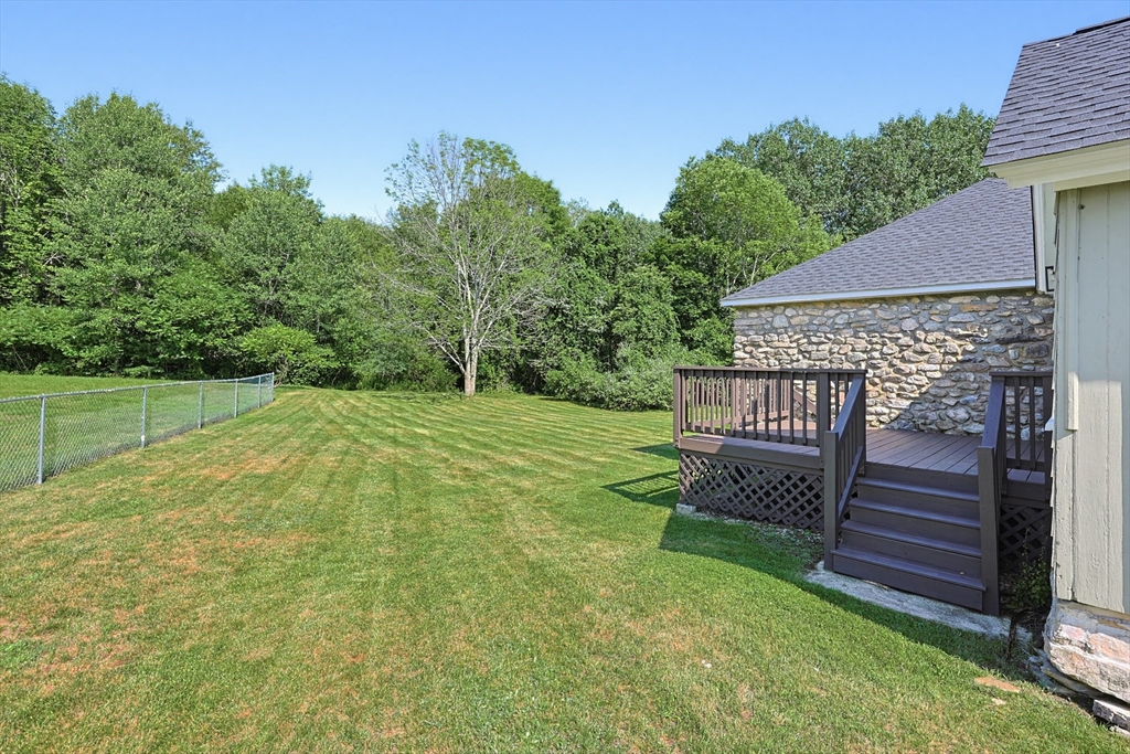 67 Lower Gore Rd Property Photo 8