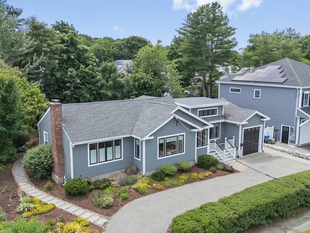 694 Trapelo Road Property Photo 1