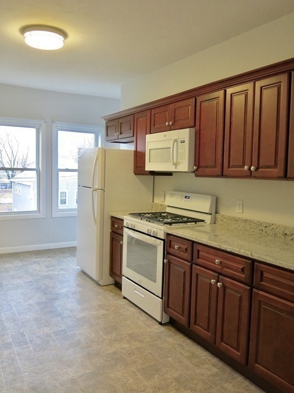 218-220 Whitman Ave Property Photo 21