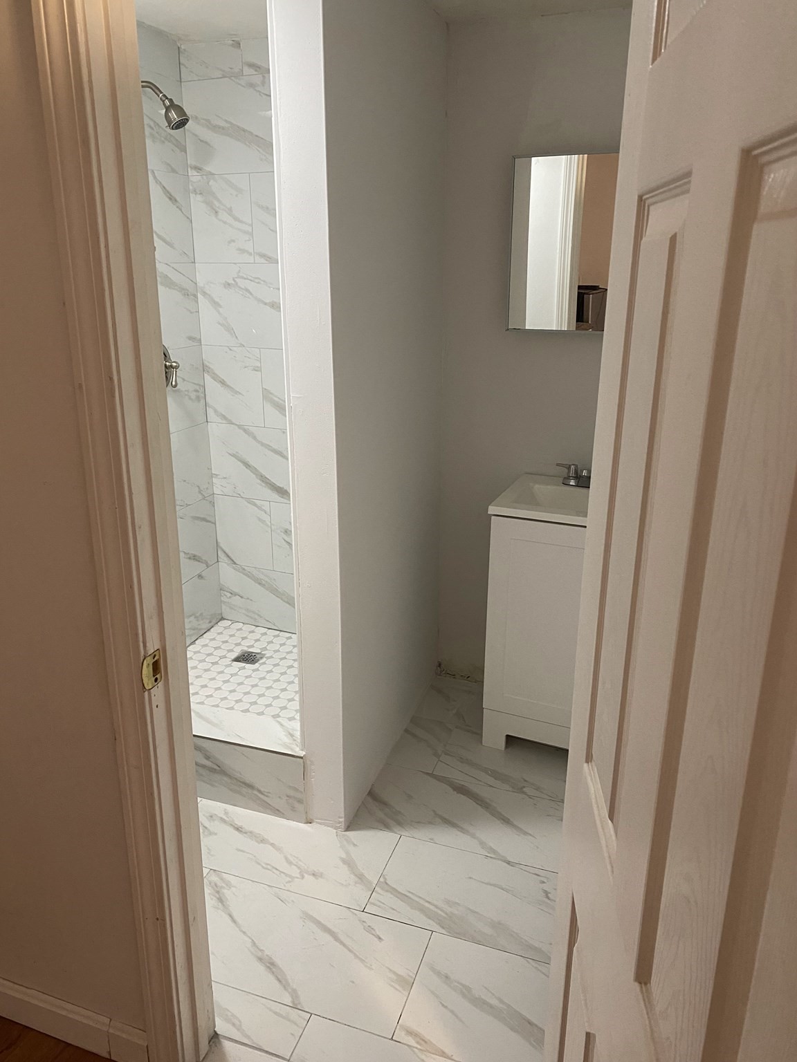 54 Pleasant St Property Photo 15