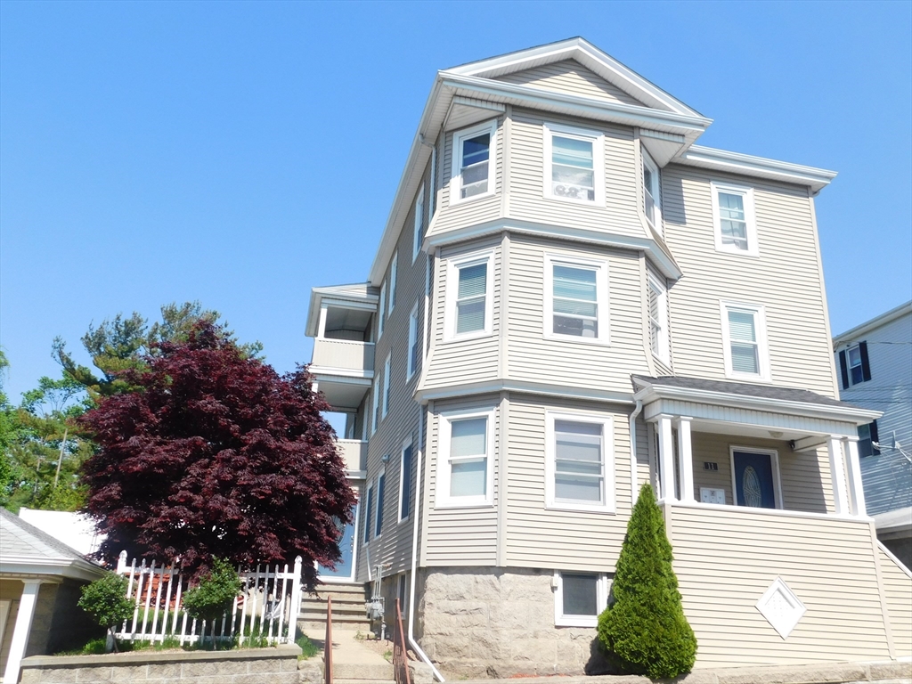 11 Choate St. Property Photo 1