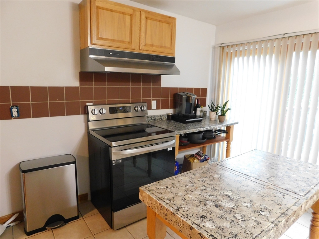 11 Choate St. Property Photo 4
