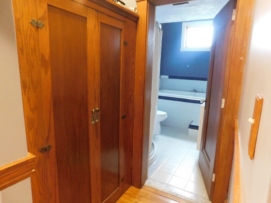 11 Choate St. Property Photo 7