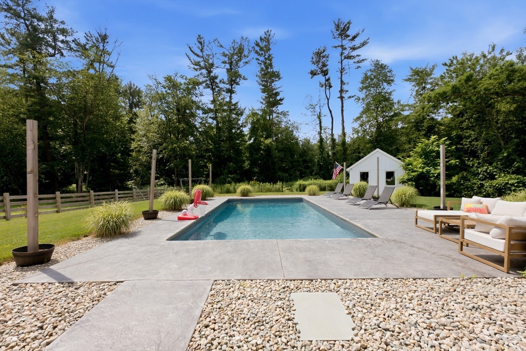 3 Trinity Cir Property Photo 12