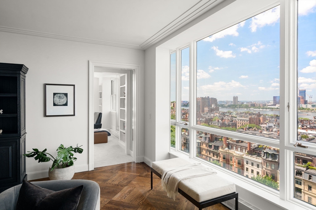 2 Commonwealth Avenue Property Photo 9