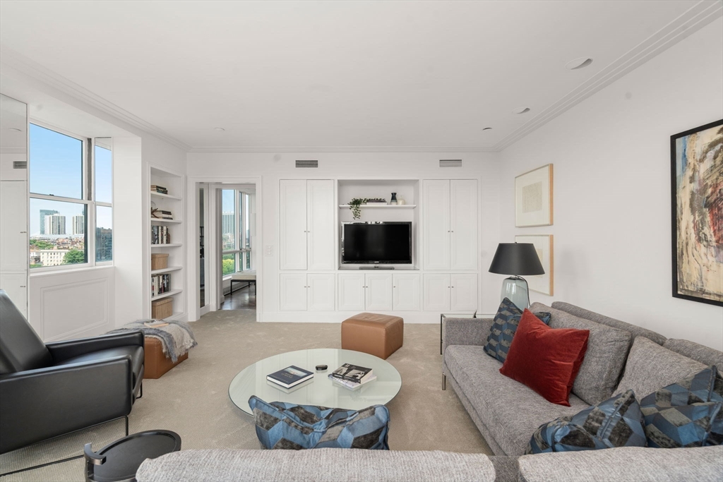 2 Commonwealth Avenue Property Photo 13