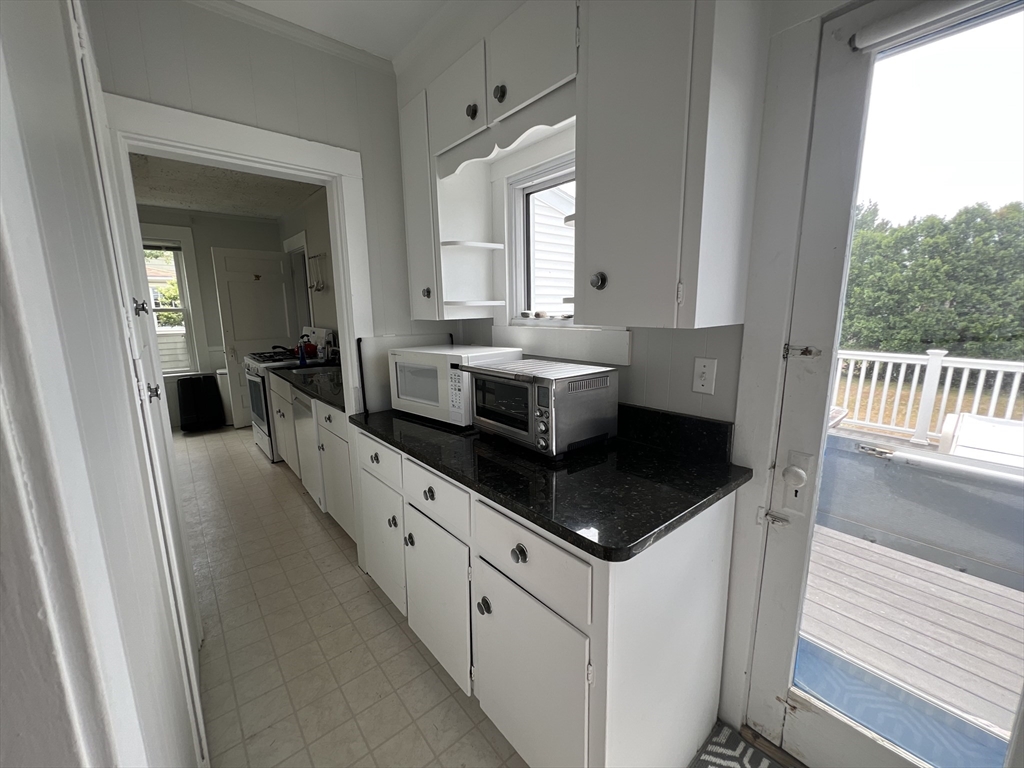 138 Kenberma St.: Winter Property Photo 8