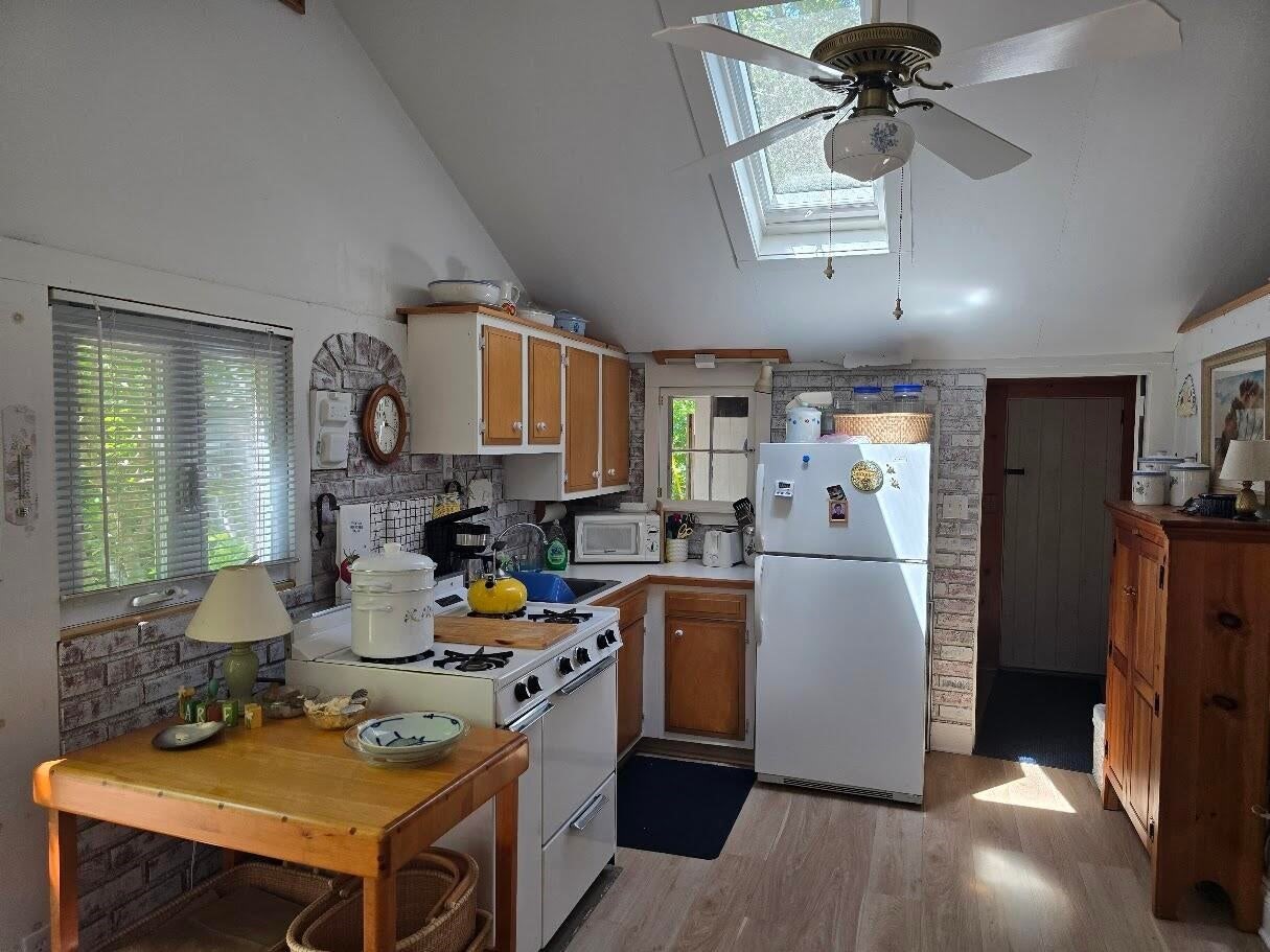 262 Old Wharf Road # 37 Property Photo 5