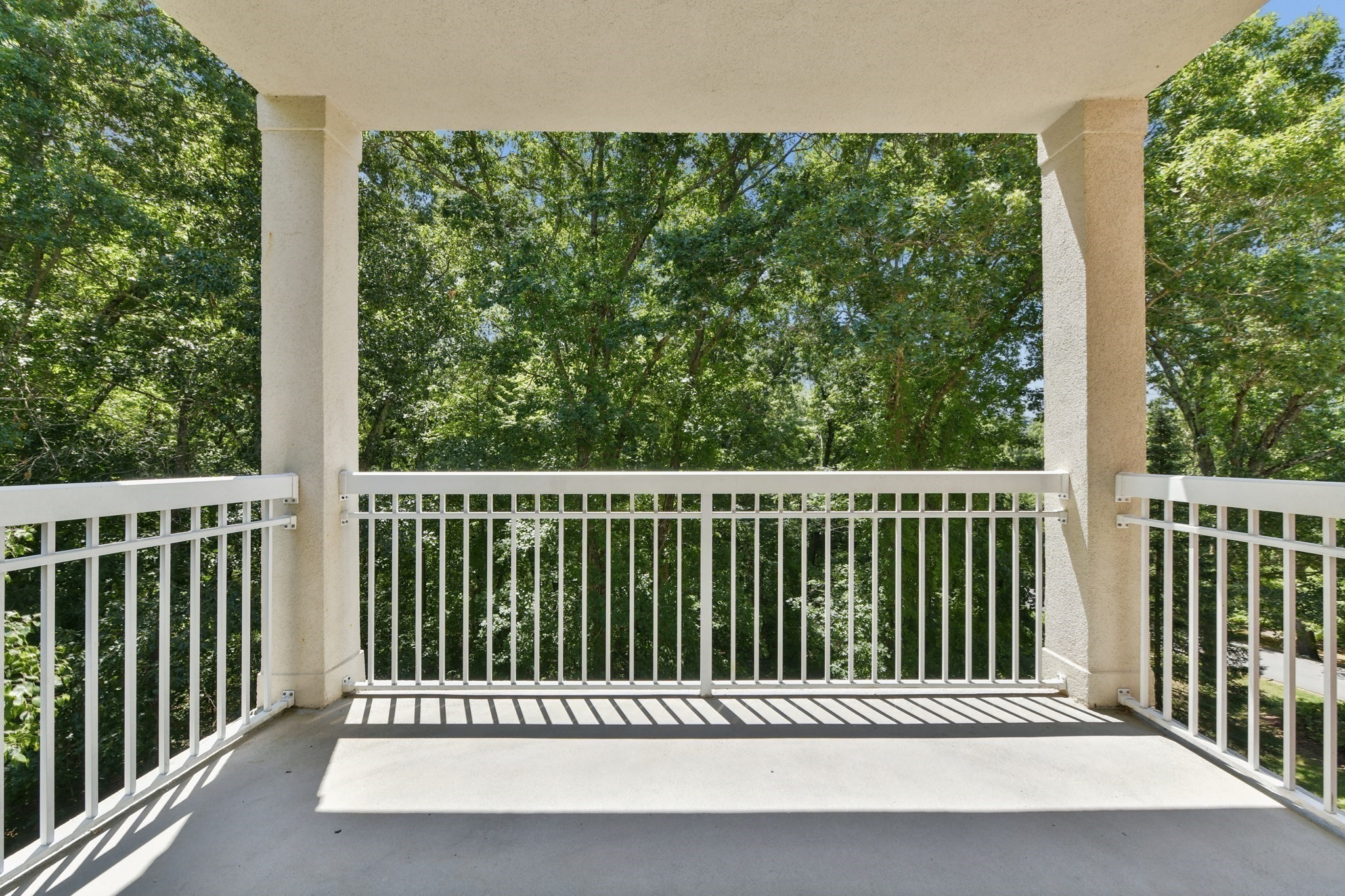10 Northwood Dr # 301 Property Photo 17
