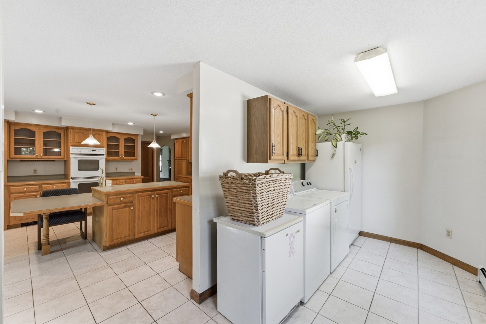 175 Granby Road Property Photo 4