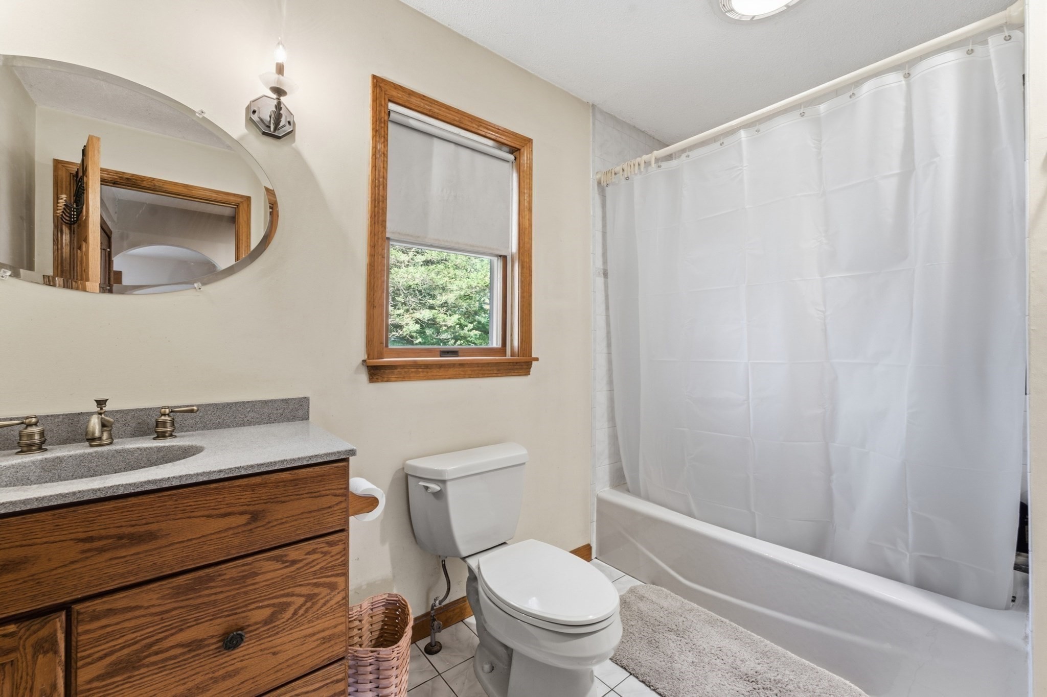 175 Granby Road Property Photo 11