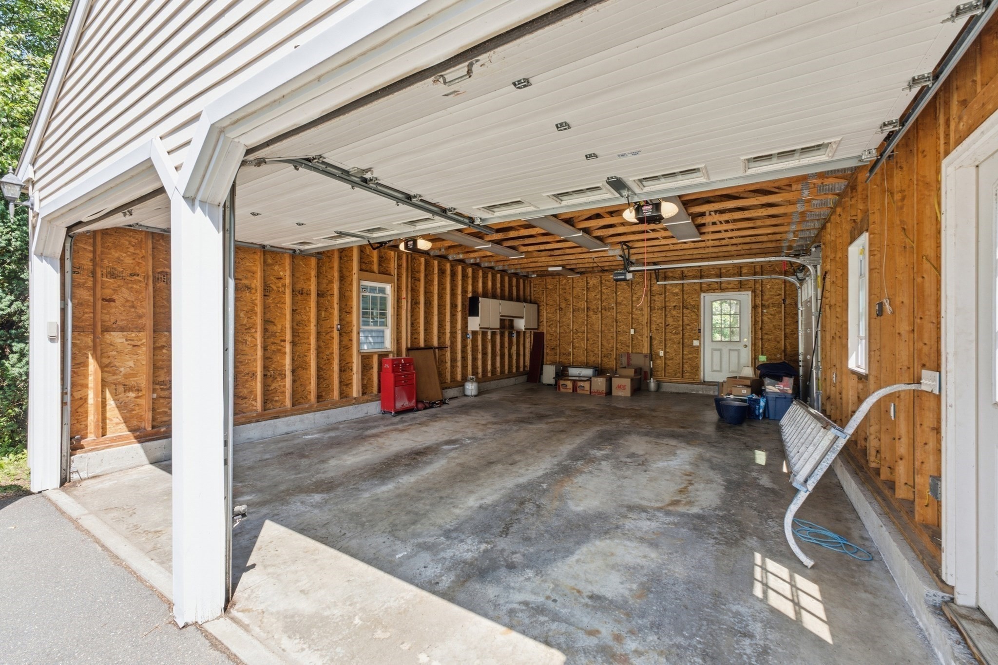 175 Granby Road Property Photo 32