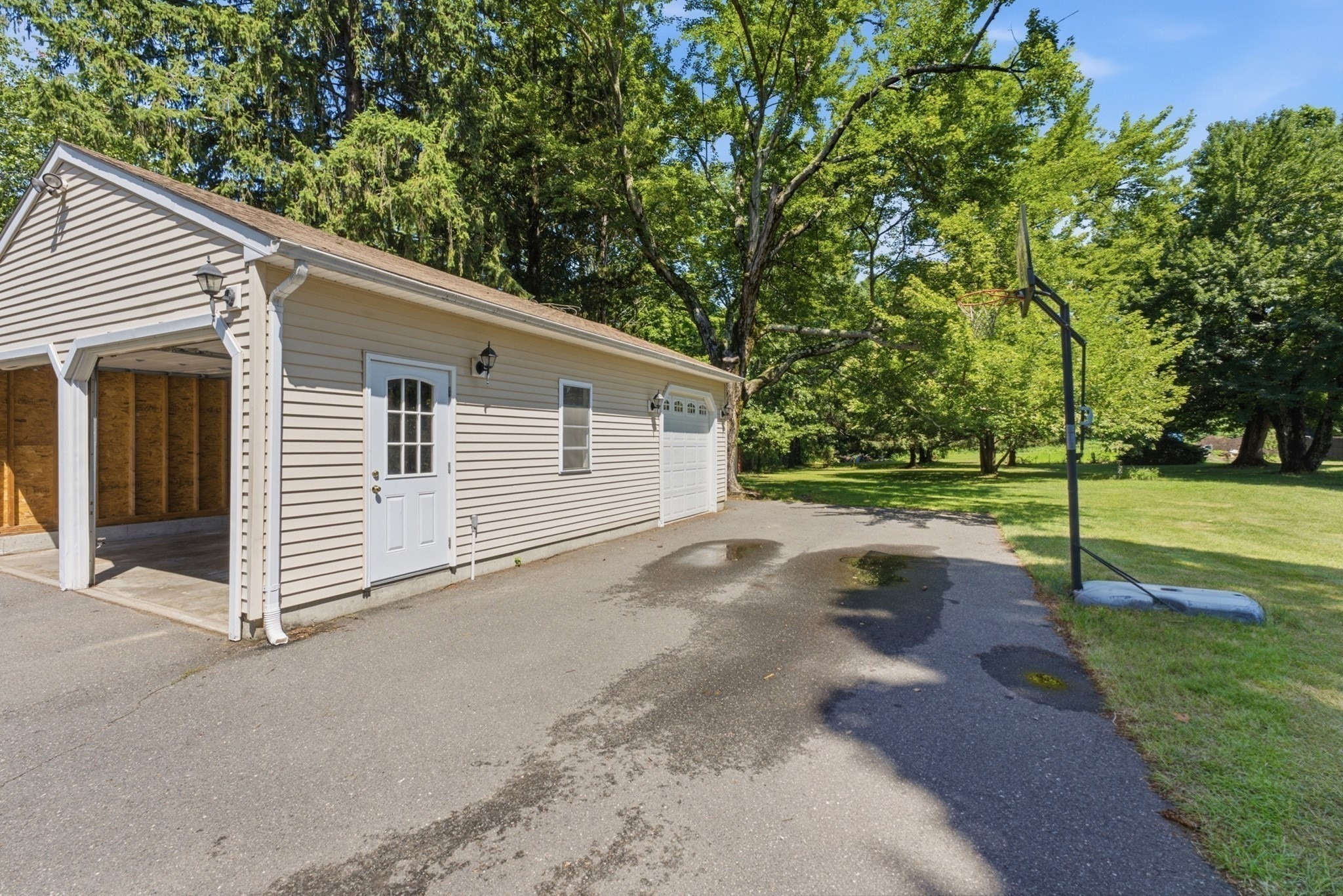 175 Granby Road Property Photo 33