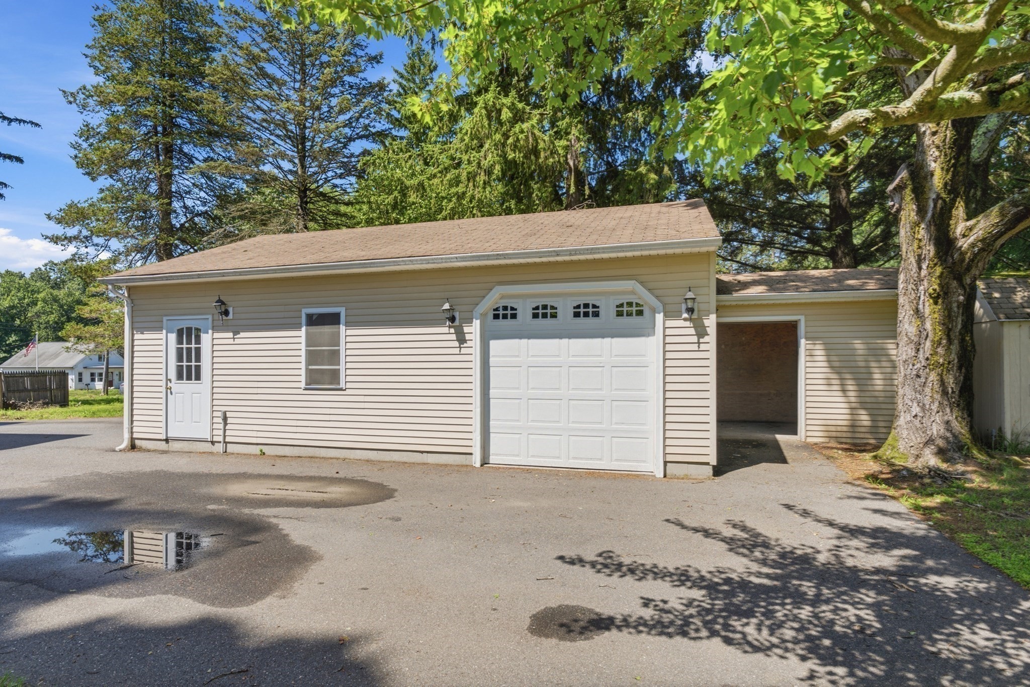 175 Granby Road Property Photo 34