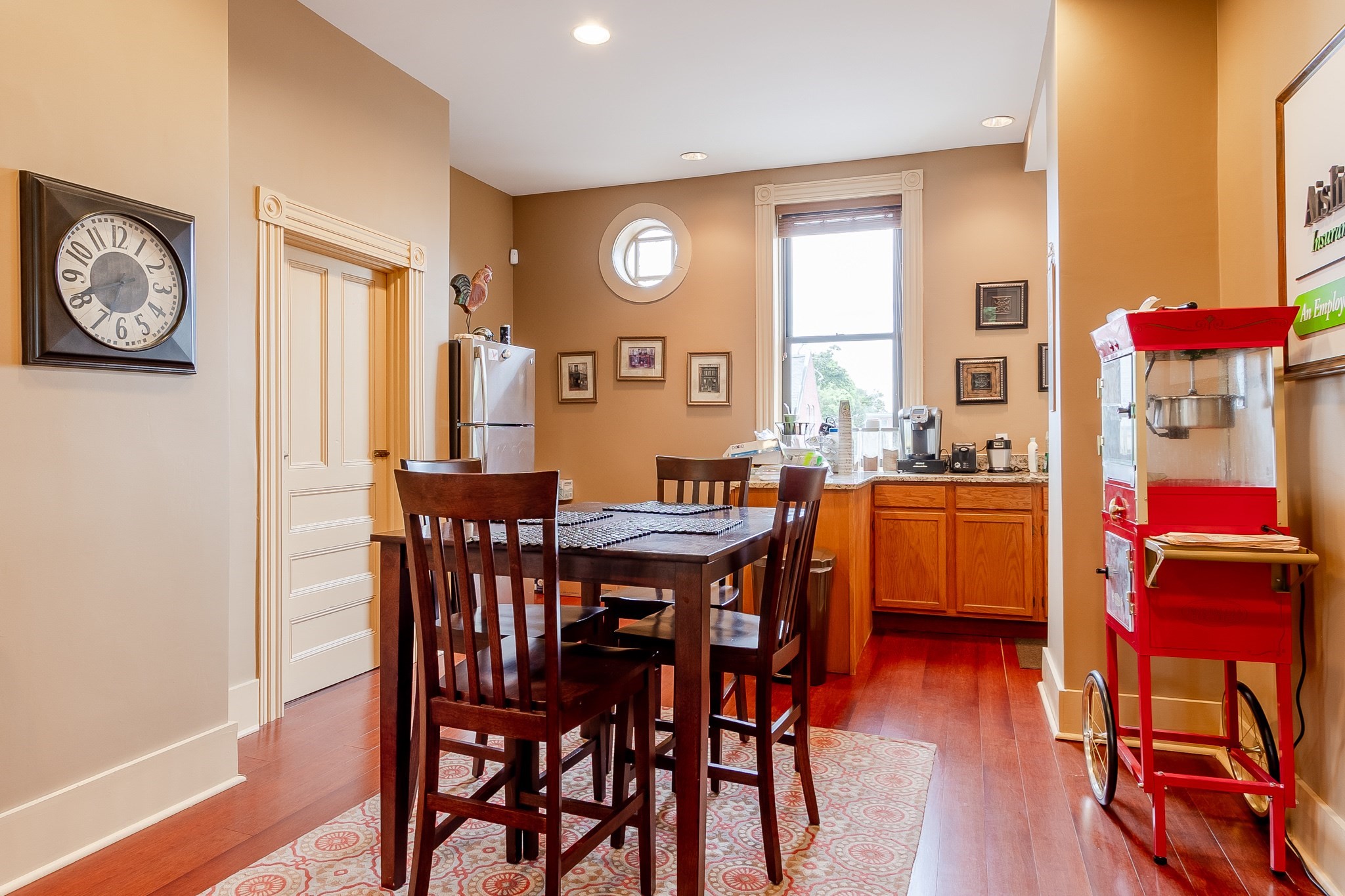 25 Harvard Street Property Photo 11
