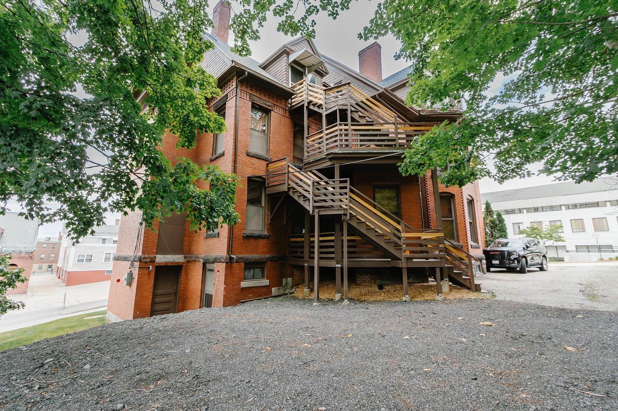 25 Harvard Street Property Photo 27