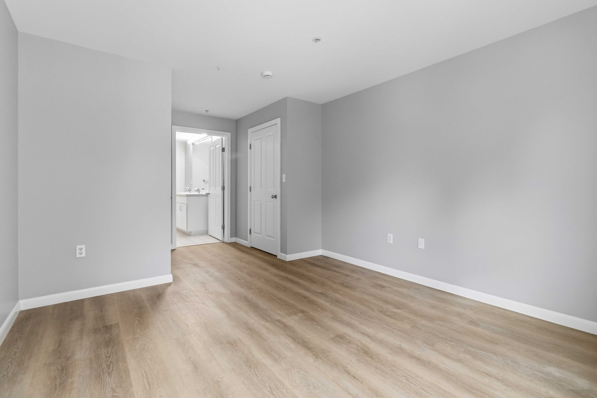 30 Franklin St # 116 Property Photo 8