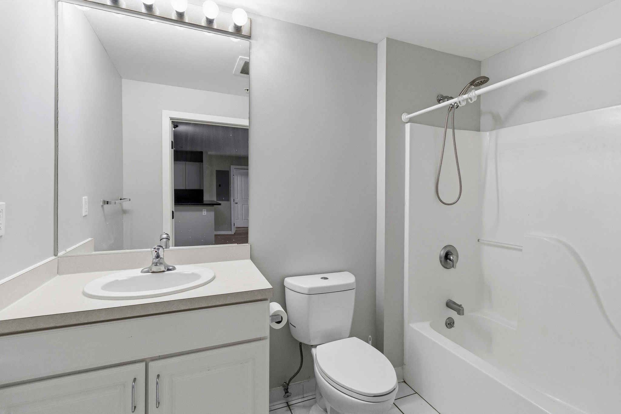 30 Franklin St # 116 Property Photo 14