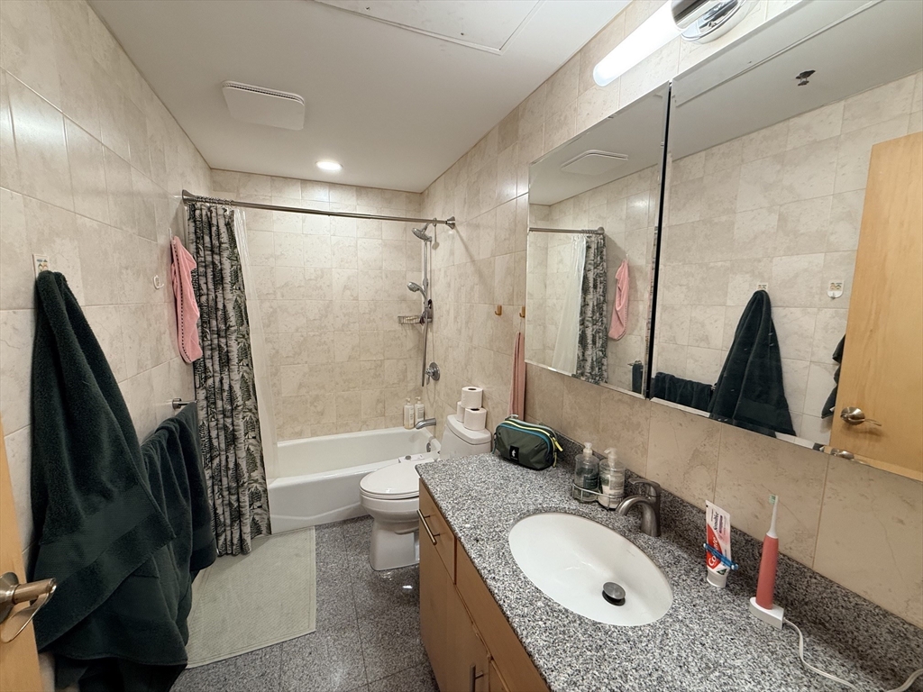 42 Beach Street # 8b Property Photo 7