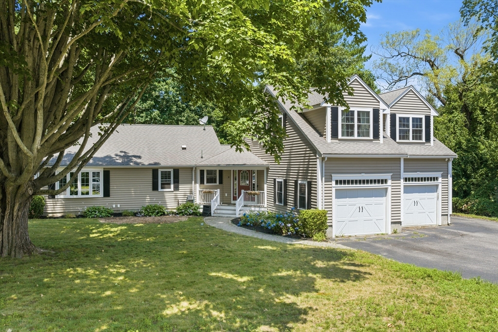 11 Baker Street Property Photo 1