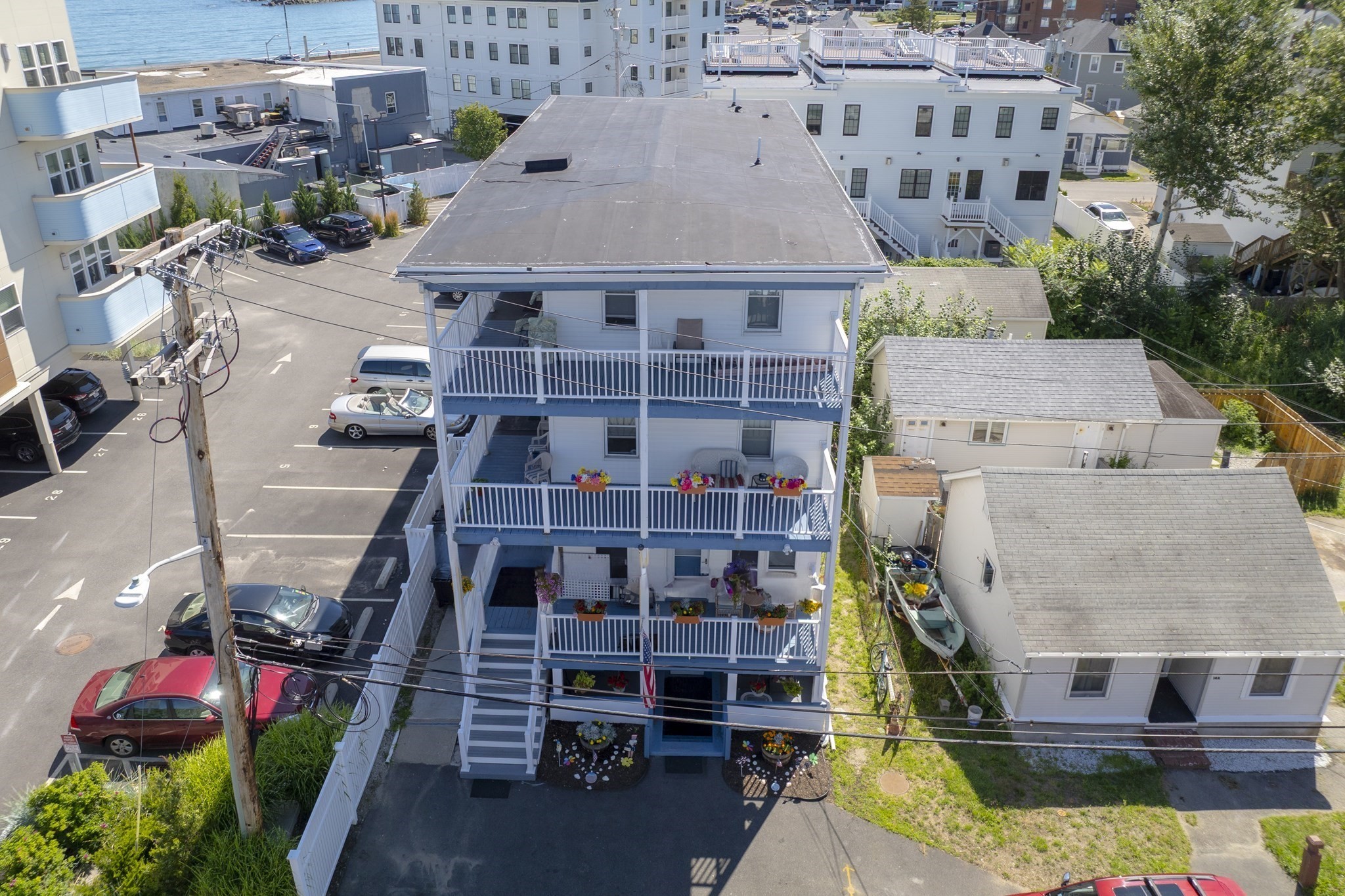 12 Park Ave Property Photo 2