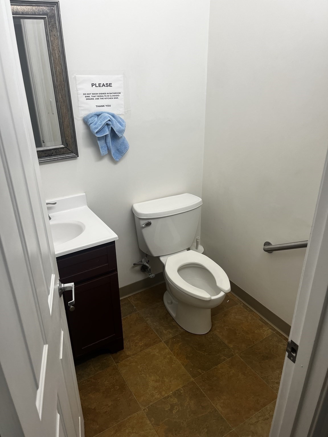 12 Park Ave Property Photo 8