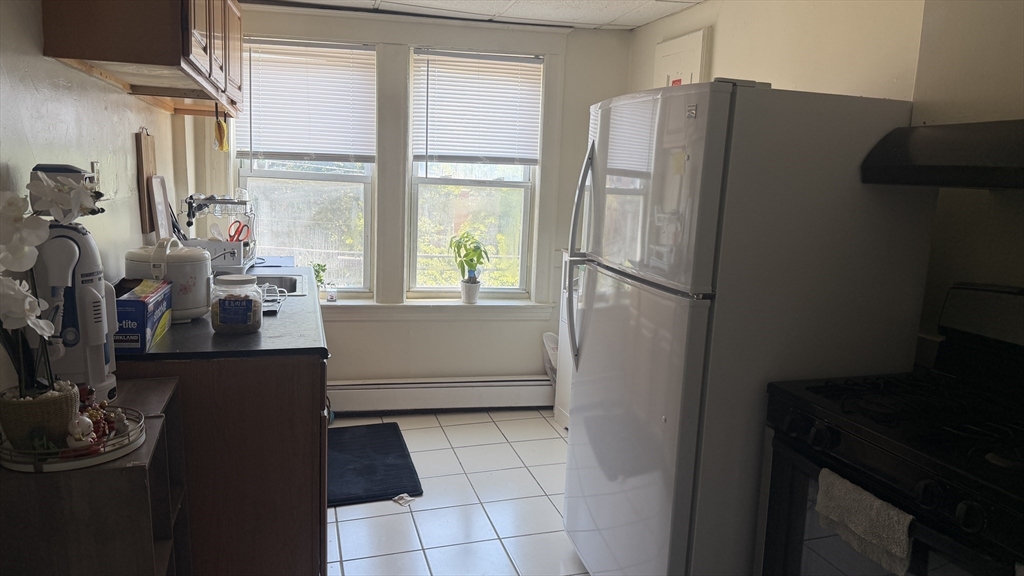 99 Newbury Ave Property Photo 6