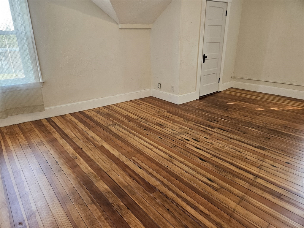 168 Spring St Property Photo 16