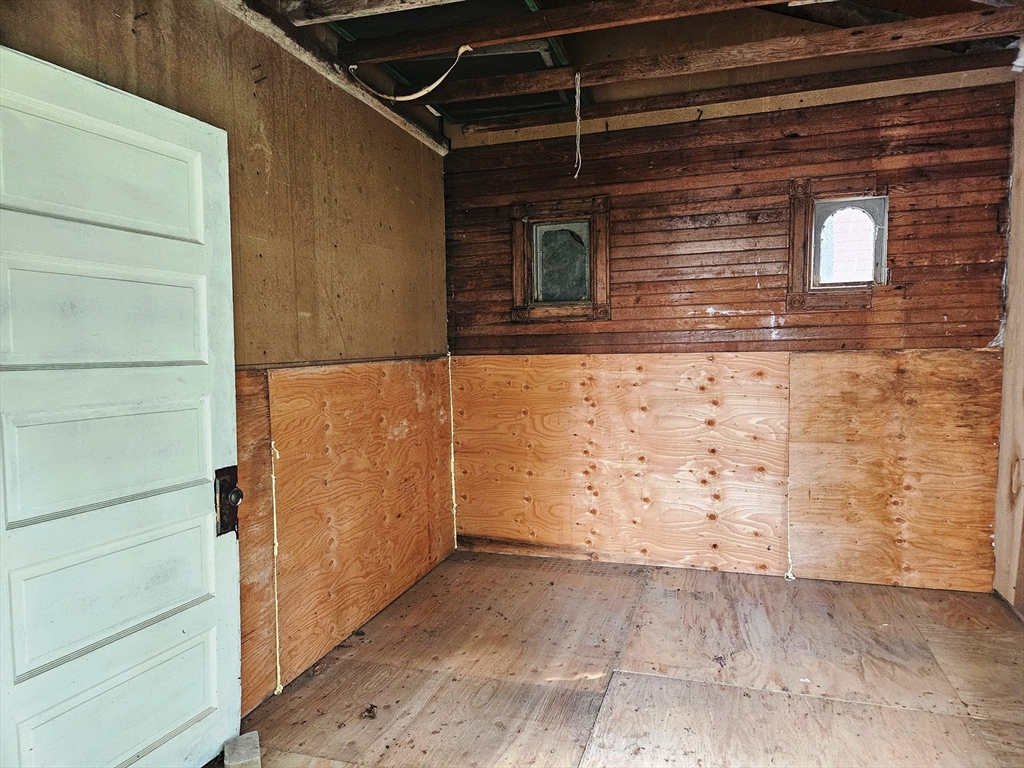 168 Spring St Property Photo 21
