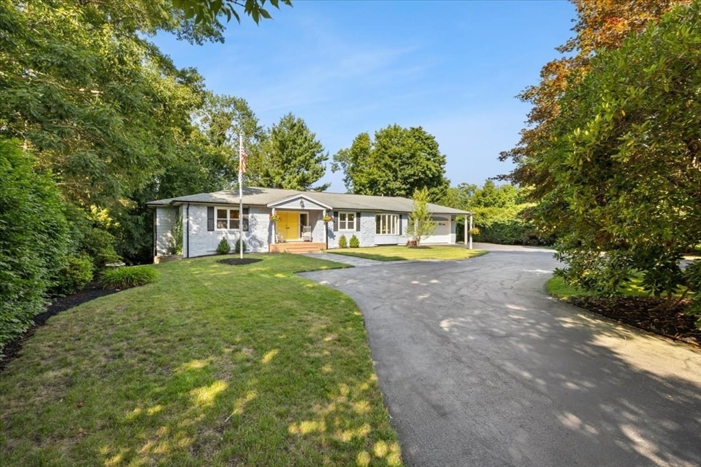 135 Fairview Ave. Property Photo 2