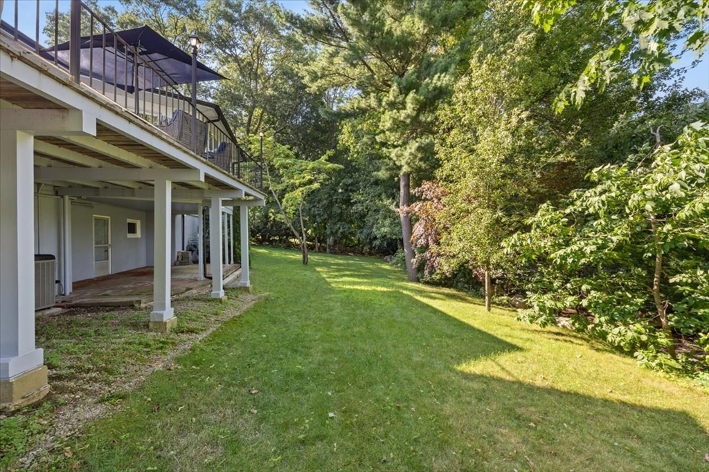 135 Fairview Ave. Property Photo 5