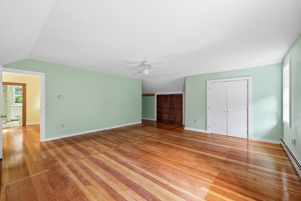303 E State St Property Photo 31
