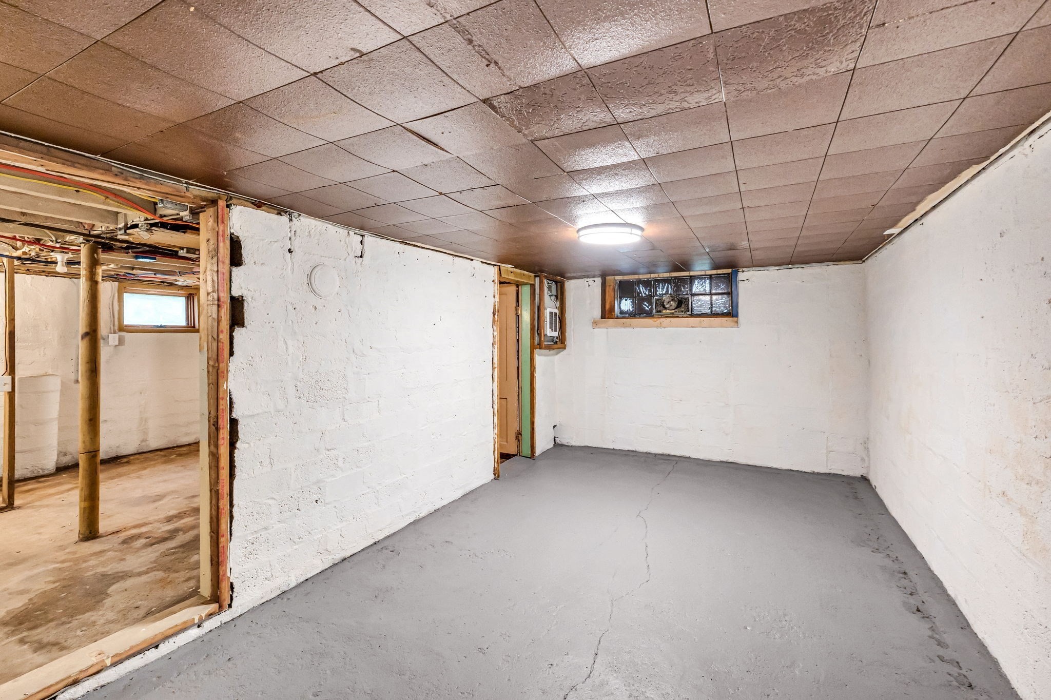 83 Rolf Ave Property Photo 23