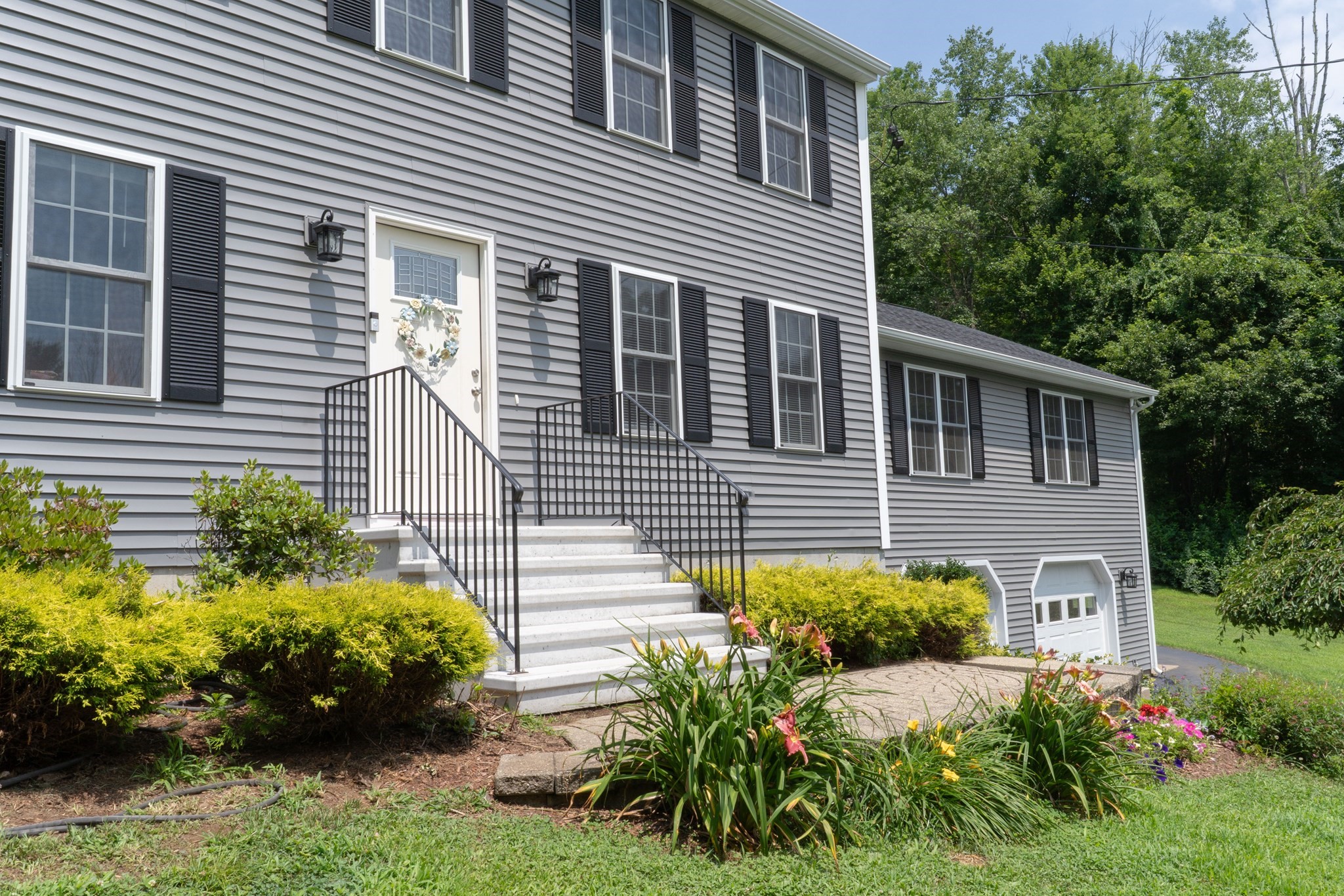 26 Old West Brookfield Rd Property Photo 2