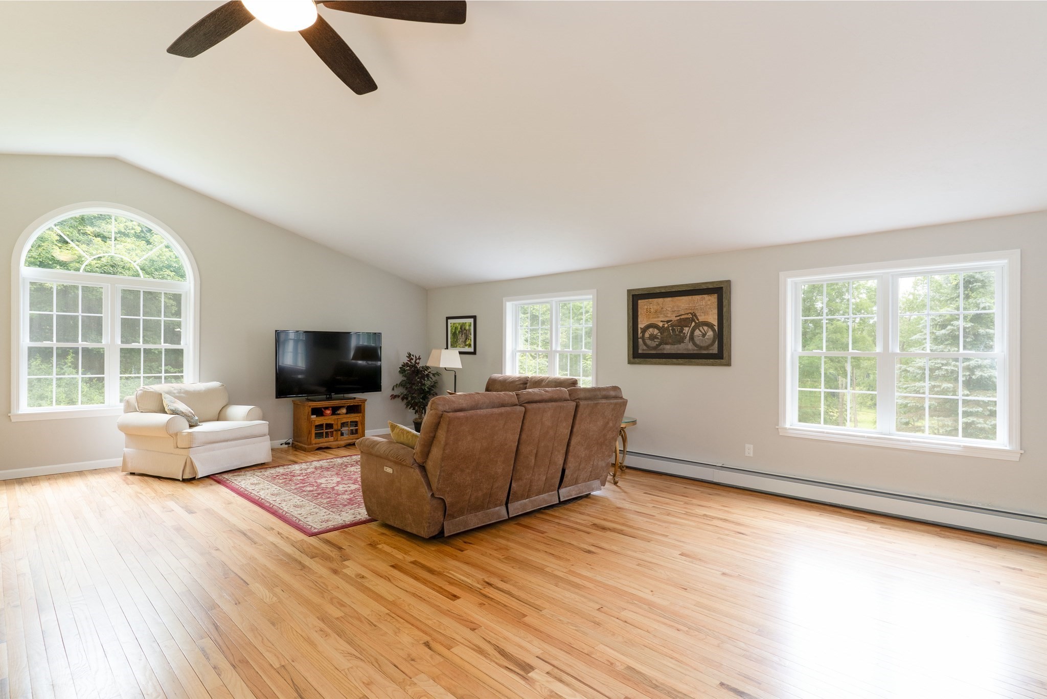 26 Old West Brookfield Rd Property Photo 9