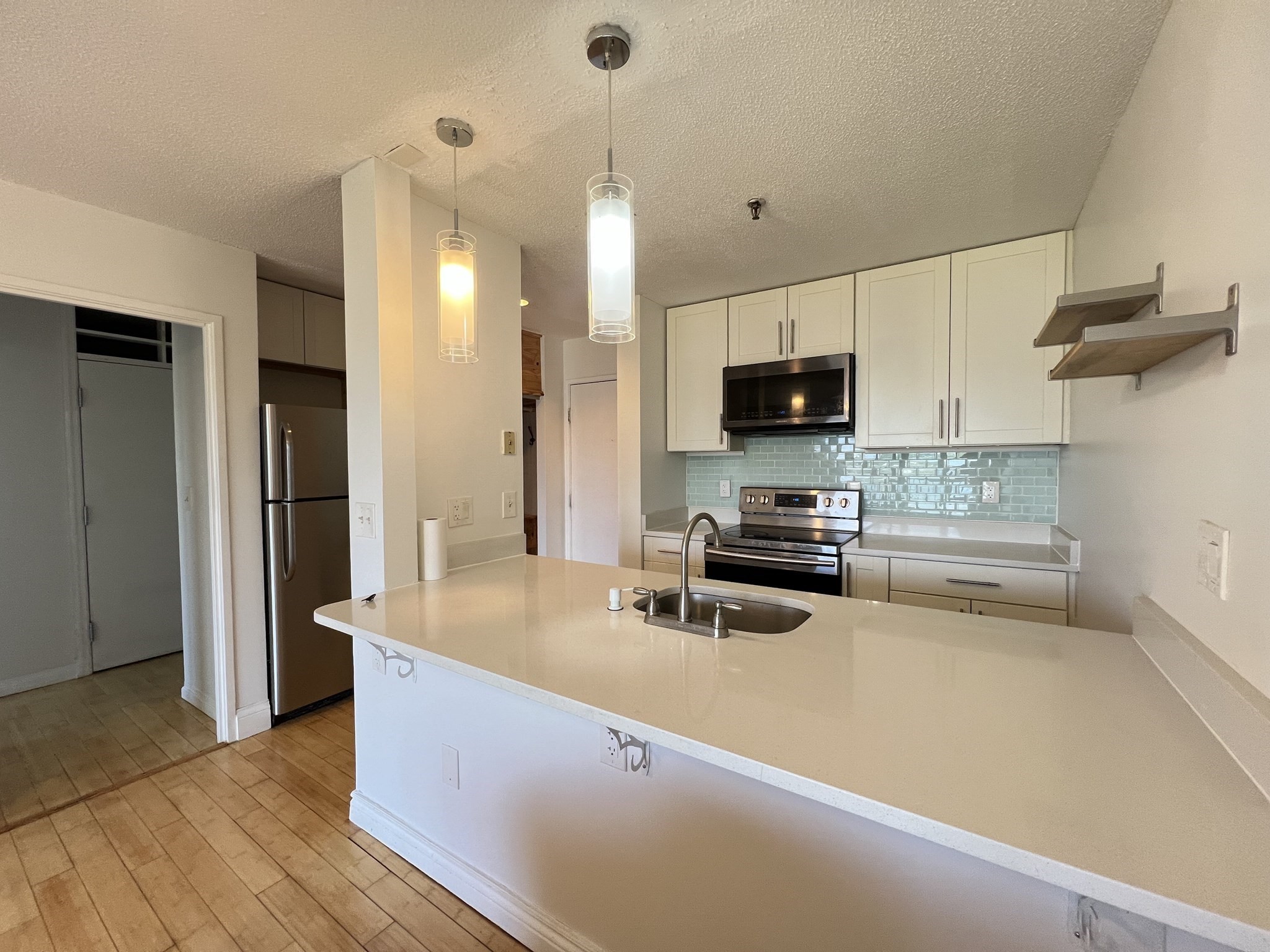 133 Commander Shea Blvd # 410 Property Photo 1