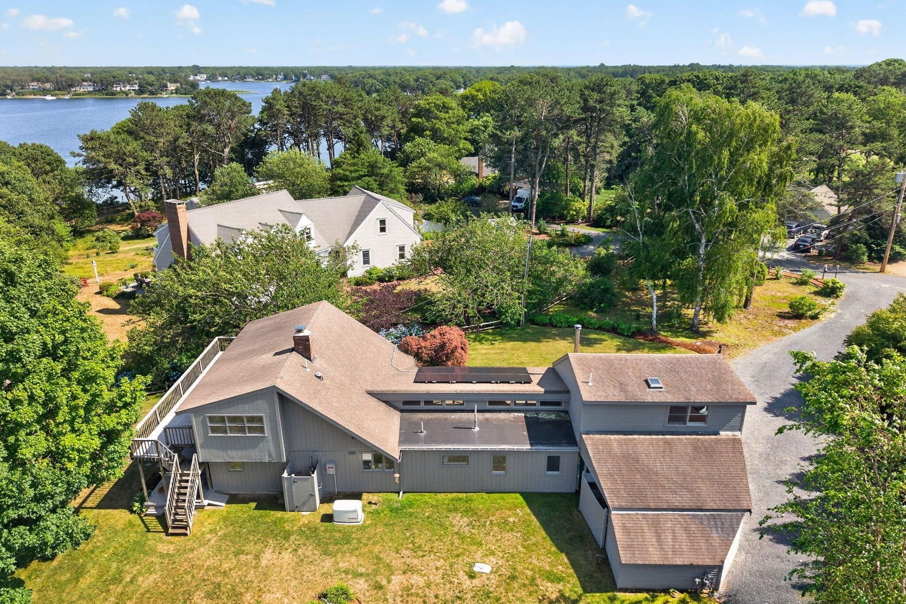 30 Fairway Road Property Photo 5