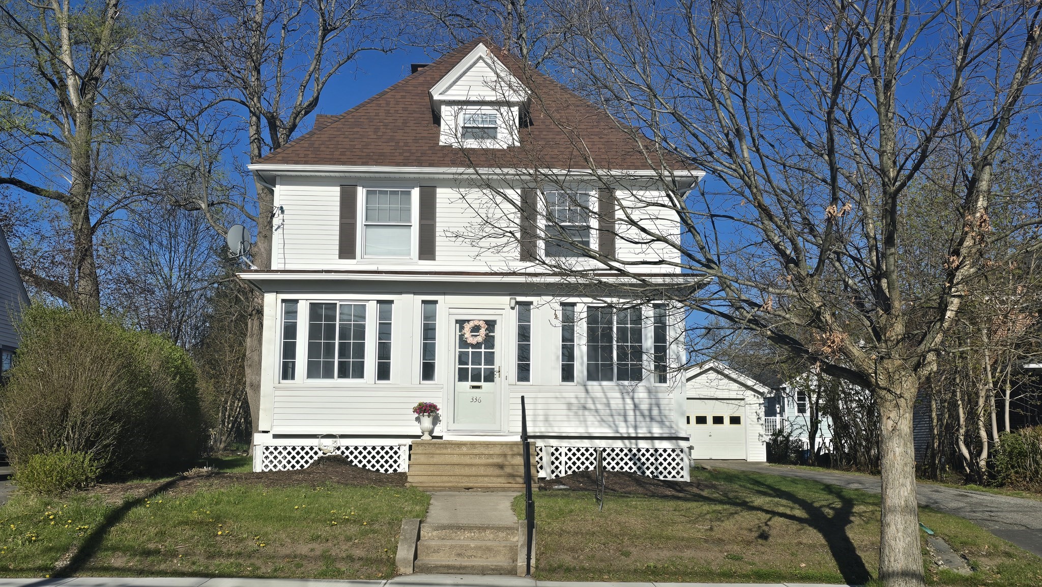 336 Burncoat Street Property Photo 1