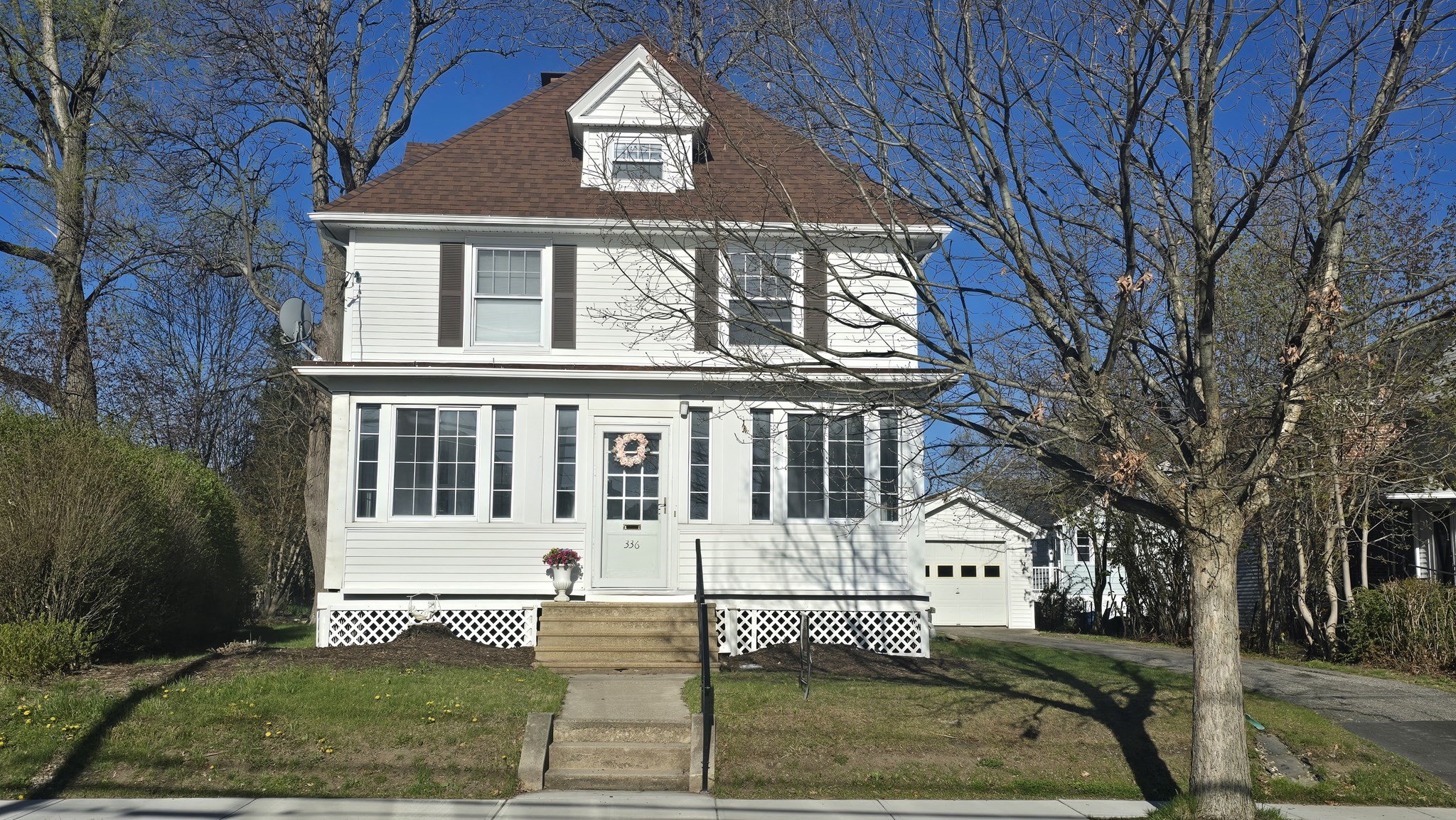 336 Burncoat Street Property Photo 2