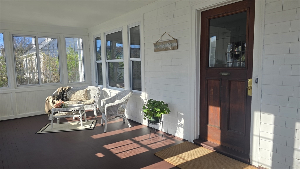 336 Burncoat Street Property Photo 4